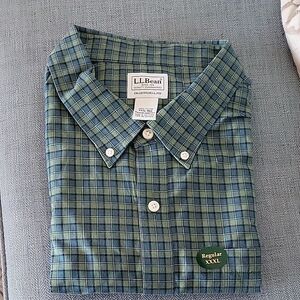 L.L. Bean Men's Green and Blue Plaid Button-Down Shirt